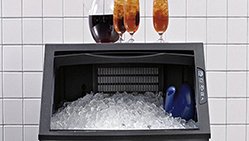 Bí quyết chọn mua, sử dụng và vệ sinh máy làm đá viên đúng cách